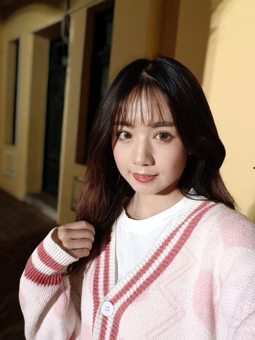 国产最新自拍,捕捉时代光影，展现青春风采  第2张